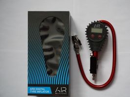 Манометр-насадка на шланг компрессора ARB Digital Tyre Inflator
